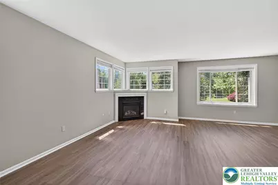 4073 Waterford Drive, Upper Saucon Township, PA 18034 - Photo 8