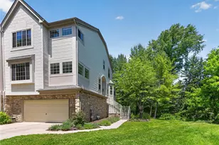 4073 Waterford Dr, Upper Saucon Township, PA 18034 - Photo 1