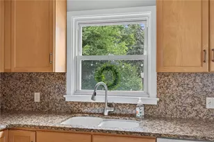 1802 Snyder St, Bethlehem City, PA 18017 - Photo 10