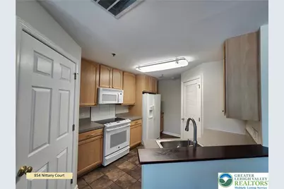 854 Nittany Court, South Whitehall Township, PA 18104 - Photo 8