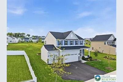 8150 Parker Place, Upper Macungie Township, PA 18051 - Photo 4