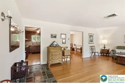 1030 N 7th Street, Emmaus Boro, PA 18049 - Photo 4