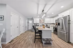 308 Main St, Walnutport Boro, PA 18088 - Photo 2