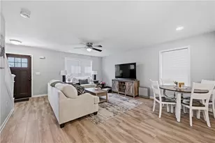 308 Main St, Walnutport Boro, PA 18088 - Photo 8