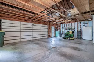 2855 Meadow Ln, North Whitehall Township, PA 18078 - Photo 56