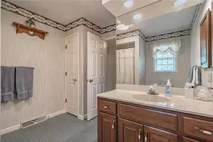 2855 Meadow Ln, North Whitehall Township, PA 18078 - Photo 34
