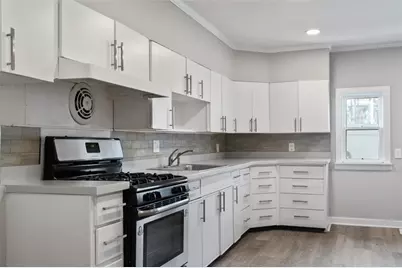1056 Washington Street, Easton, PA 18042 - Photo 2