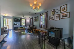 2112 Abbruzzi Ave, Lower Mt Bethel Twp, PA 18013 - Photo 16