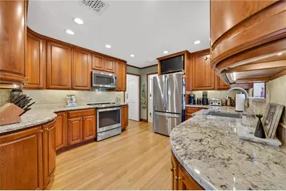 675 Edgeboro Boulevard, Bethlehem City, PA 18017 - Photo 20