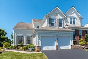 1824 Emerald Dr, South Whitehall Township, PA 18069 - Photo 2