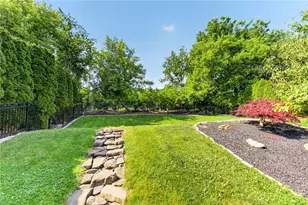 6840 Scenic View Dr, Lower Macungie Township, PA 18062 - Photo 44