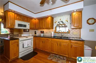 1167 8th St, North Catasauqua Bor, PA 18032 - Photo 4