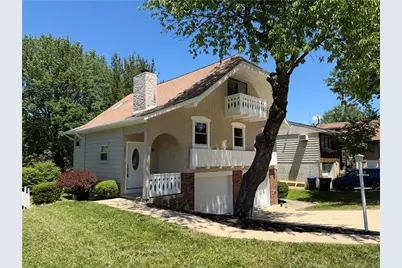 1423 Garden Avenue, Salisbury Township, PA 18103 - Photo 4