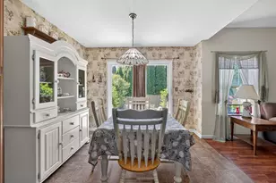 145 Vista Dr, Forks Twp, PA 18040 - Photo 8