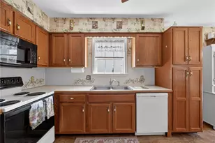 145 Vista Dr, Forks Twp, PA 18040 - Photo 16