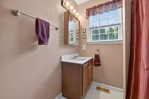 145 Vista Dr, Forks Twp, PA 18040 - Photo 26