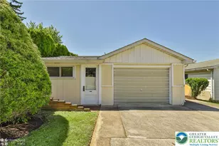 250 Adrain St, Emmaus Boro, PA 18049 - Photo 28