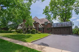 2829 W Gordon St, Allentown City, PA 18104 - Photo 2