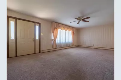 7515 Woodbine, Lower Macungie Township, PA 18062 - Photo 12