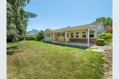 7515 Woodbine, Lower Macungie Township, PA 18062 - Photo 4