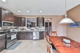 5360 Spring Ridge Dr, Lower Macungie Township, PA 18062 - Photo 10