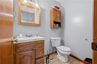 101 Old Forge Dr, Bath Boro, PA 18014 - Photo 12