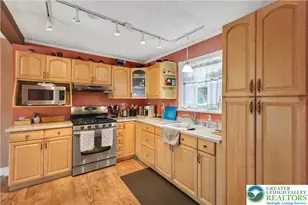 3010 Moravian Ave, Allentown City, PA 18103 - Photo 20