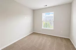 2317 Cook Dr, Easton, PA 18045 - Photo 12