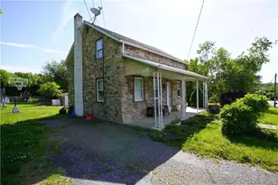 2094 E Scenic Dr, Moore Township, PA 18014 - Photo 20