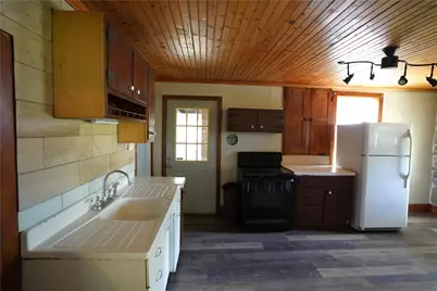 2094 E Scenic Drive, Moore Township, PA 18014 - Photo 4