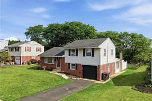 1445 Exeter Rd, Salisbury Township, PA 18103 - Photo 2