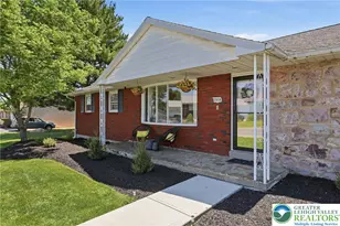 2918 Keystone St, Bethlehem Township, PA 18020 - Photo 4