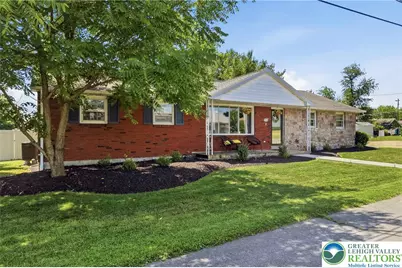 2918 Keystone Street, Bethlehem Township, PA 18020 - Photo 1