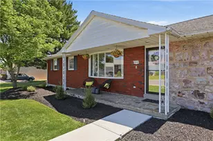 2918 Keystone St, Bethlehem Township, PA 18020 - Photo 4