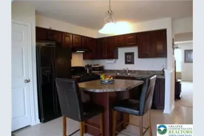 1073 Sparrow Way, Upper Macungie Township, PA 18031 - Photo 6