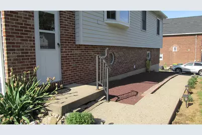 2519 Burrowes St, Palmer Twp, PA 18045 - Photo 2