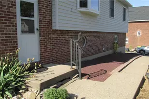 2519 Burrowes St, Palmer Twp, PA 18045 - Photo 2