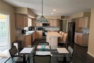 4114 Rochelle Dr, South Whitehall Township, PA 18104 - Photo 16