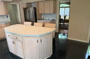 4114 Rochelle Dr, South Whitehall Township, PA 18104 - Photo 10