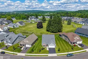 5424 Traditions Dr, Upper Saucon Township, PA 18036 - Photo 10