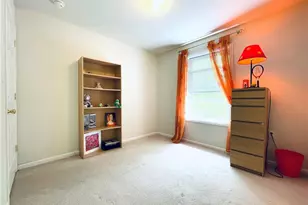 9 Sycamore Cir, Penn Forrest, PA 18210 - Photo 18