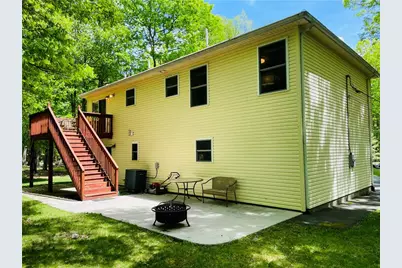 9 Sycamore Circle, Penn Forrest, PA 18210 - Photo 6