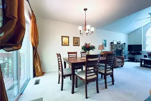 9 Sycamore Cir, Penn Forrest, PA 18210 - Photo 10