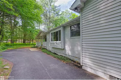60 Sassafras Road, East Penn Twp, PA 18235 - Photo 4