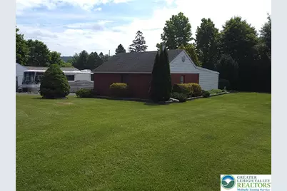 1040 Pennsylvania Avenue, Emmaus Boro, PA 18049 - Photo 8