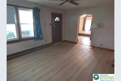 1040 Pennsylvania Avenue, Emmaus Boro, PA 18049 - Photo 16