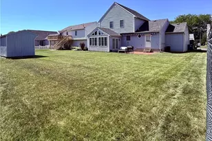 510 Greenview Dr, Northampton Boro, PA 18067 - Photo 8