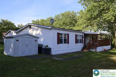 6 Springridge Road, Bath Boro, PA 18014 - Photo 2