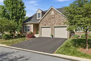 3674 Cottage Dr, Bethlehem City, PA 18020 - Photo 2