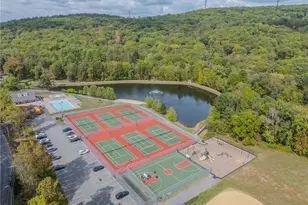 3166 Cherry Ridge Rd, Bushkill, PA 18324 - Photo 34